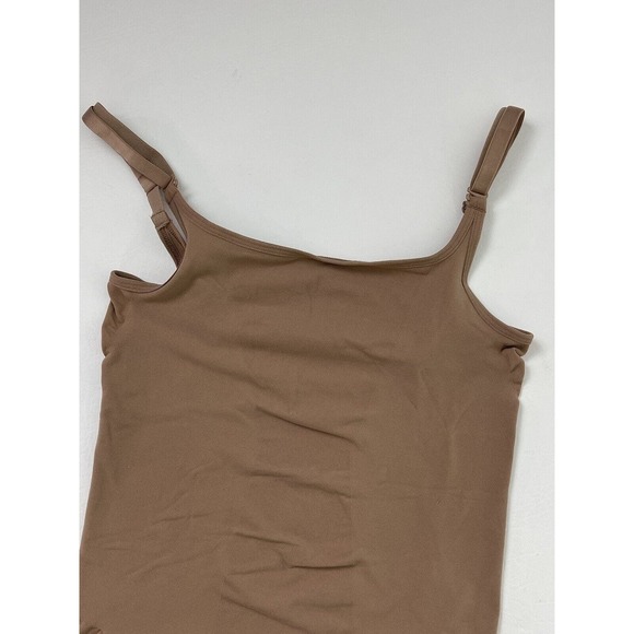 NEW!! SKIMS Bodysuit, Size 4XL. Adjustable Straps. Snap Bottom. Without Tags. - Picture 6 of 8